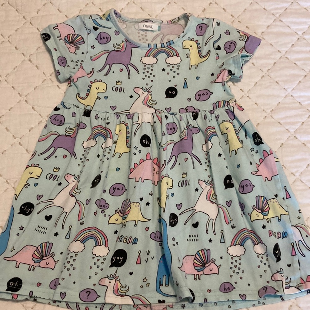Dinosaurs! Unicorns & Rainbows? You bet!